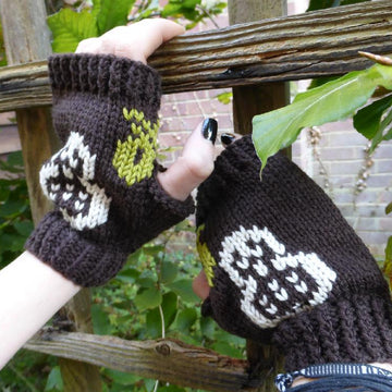 Wee Woodlanders' Mittens