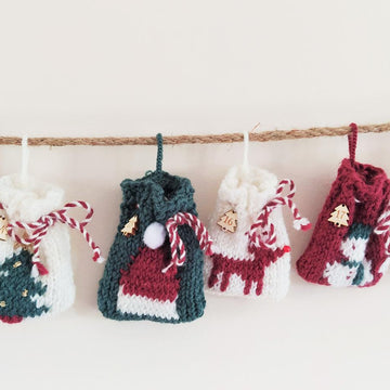 Santa Sacks Advent Calendar Garland