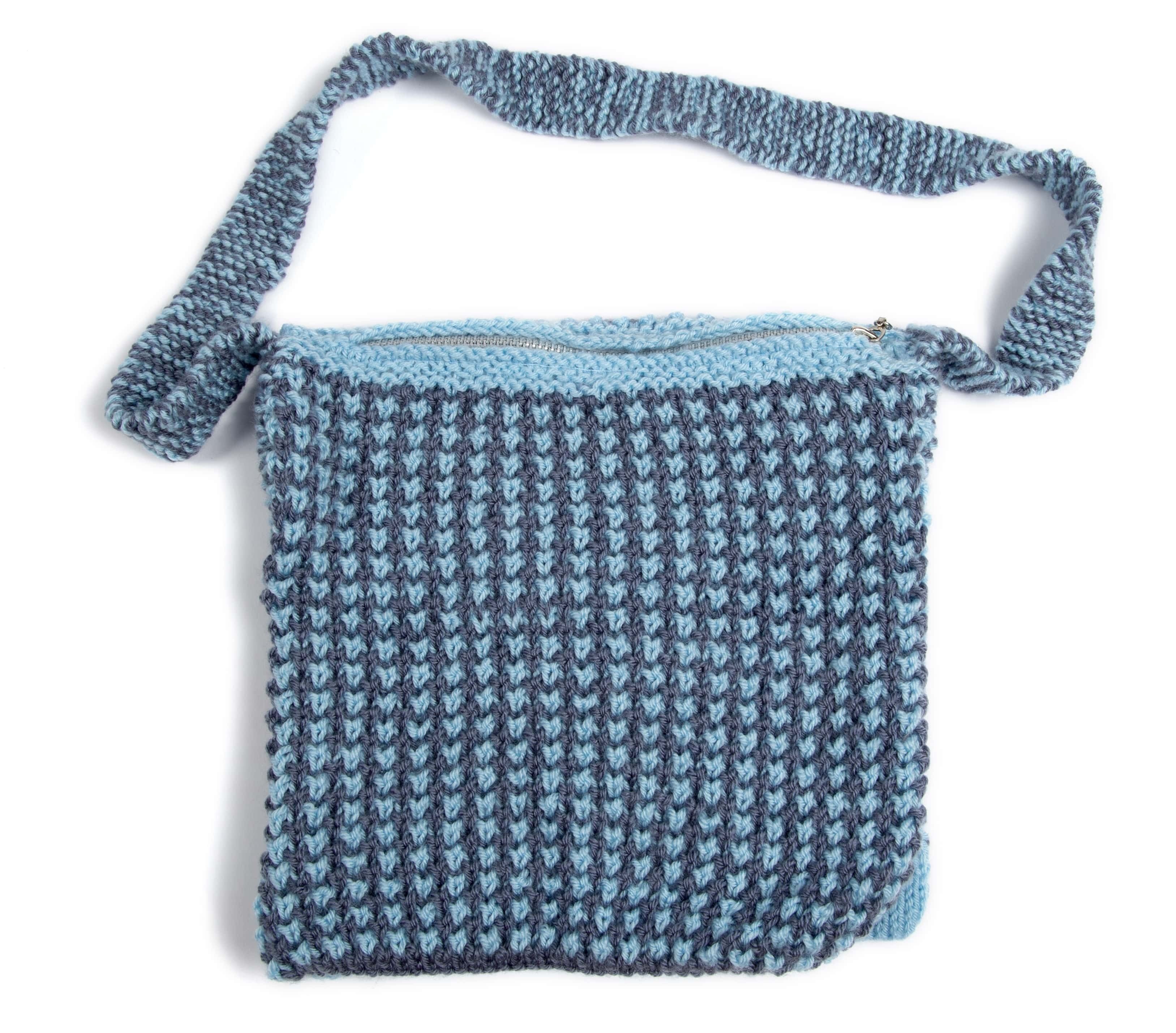 Bee Stitch Bag in Deramores Studio DK Acrylic - Downloadable PDF