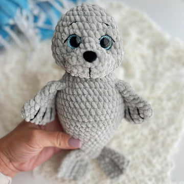 Seal toy