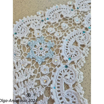 White Lace Irish Lace Detachable Collar "December"