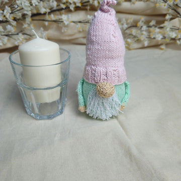 Knitted Spring Gnome
