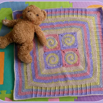 Apphia Blanket