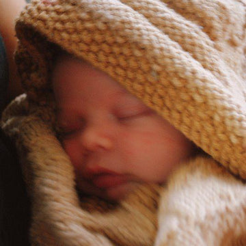 Sweet Lullaby Seamless Hooded Blanket