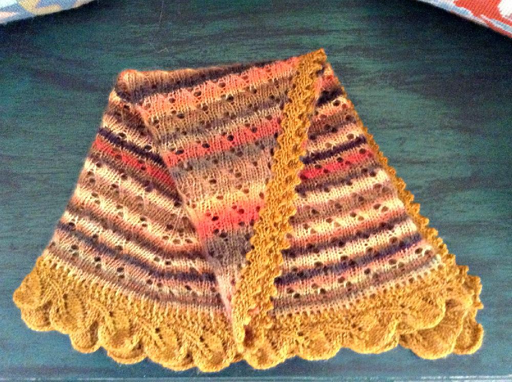 Leaf-Edged Half Circle Eyelet Shawl