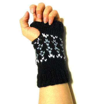 Simple Isles: Fingerless Glove with Fair Isle