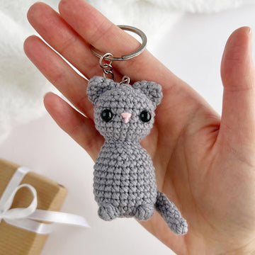 Mini crochet cat pattern Amigurumi keyring