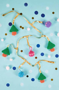 Trees and Baubles Garland