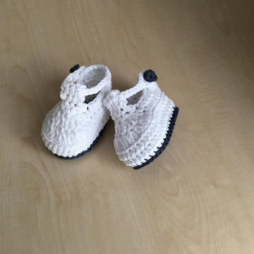 Baby Bootie & Hat Set N 261