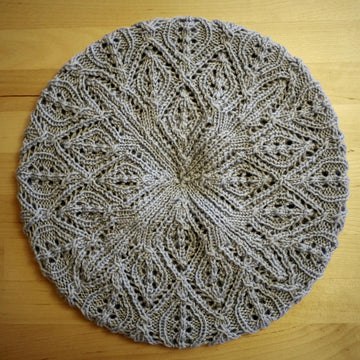Für Elise, Cable & Lace Beret