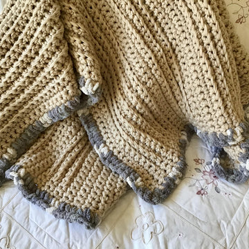Lion Queen Chic Throw