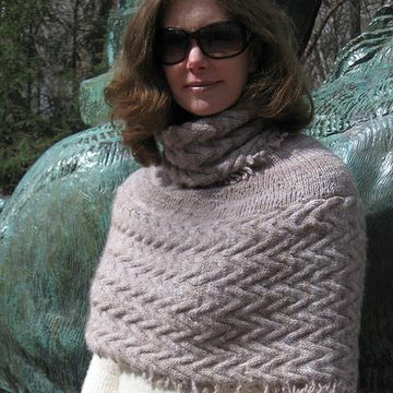 Klose Knit Capelet