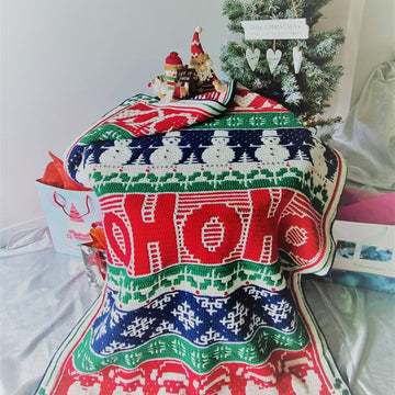 HoHoHo Blanket & Table Settings