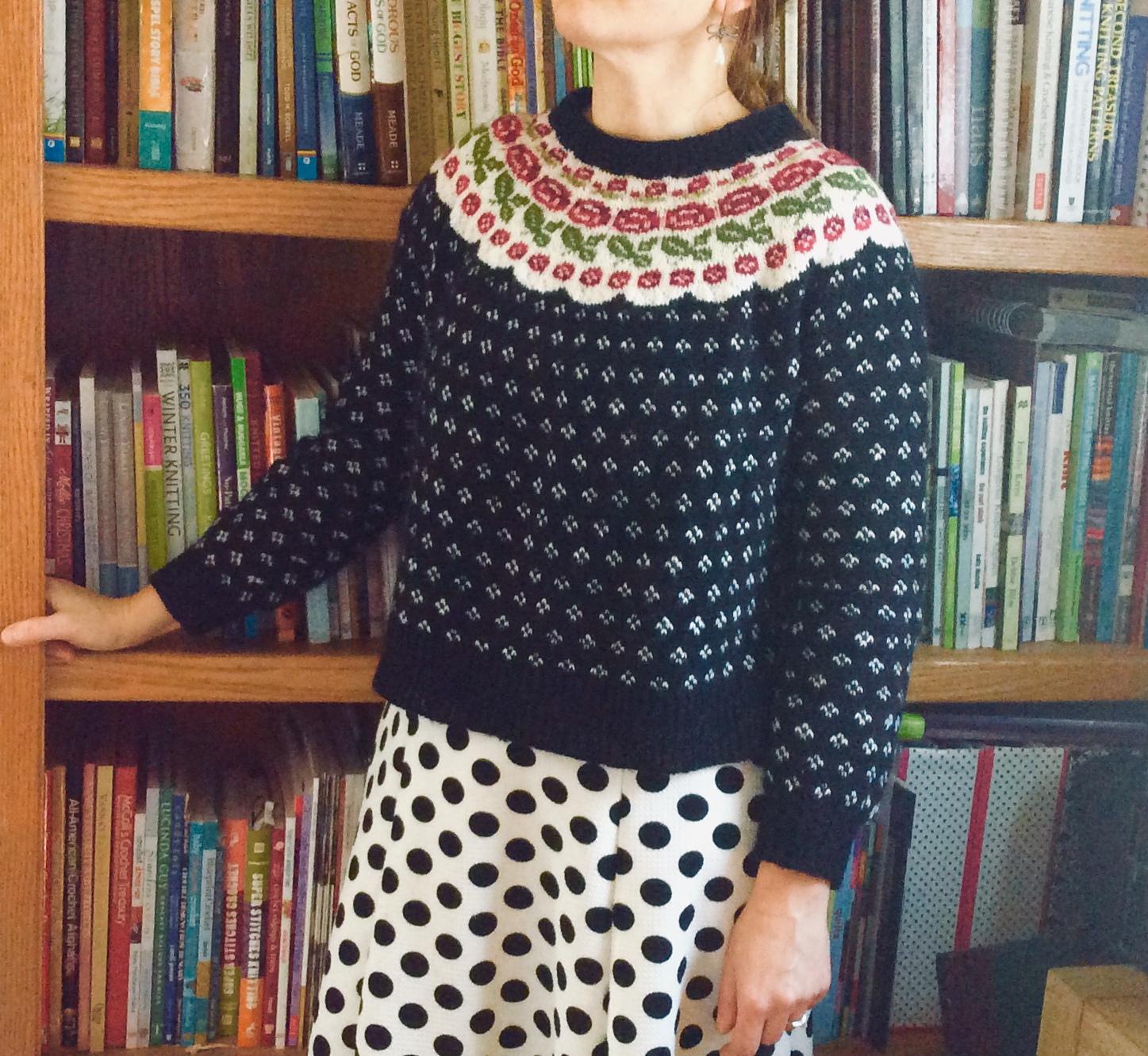 Rosemaaling Pullover