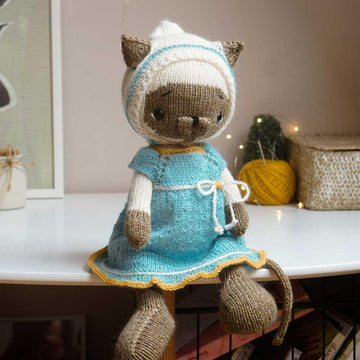 Knitting Pattern - Outfit PENNY for Large toys