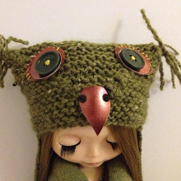 Super simple owl hat for Blythe