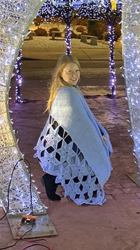 Snowflake and Star Shawl | Wrap