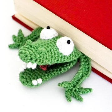 Crocodile Bookmark Crochet Pattern