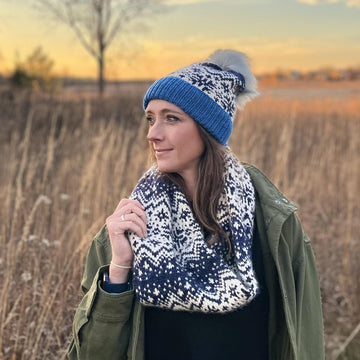 Suzy Snowflake Cowl
