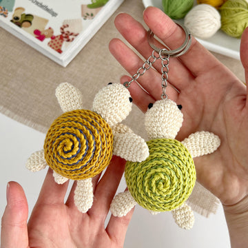 No sew crochet turtle pattern Amigurumi keychain plush charm Crochet sea animals keyring car hanger