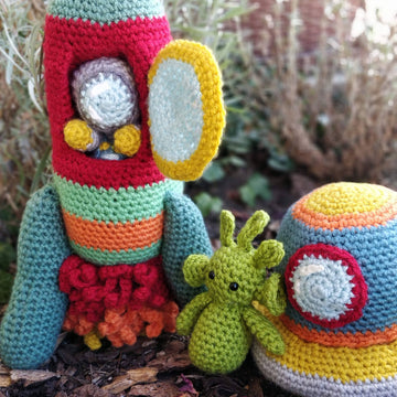 Space Collection crochet Astronaut Alien Spaceship Rocket amigurumi set