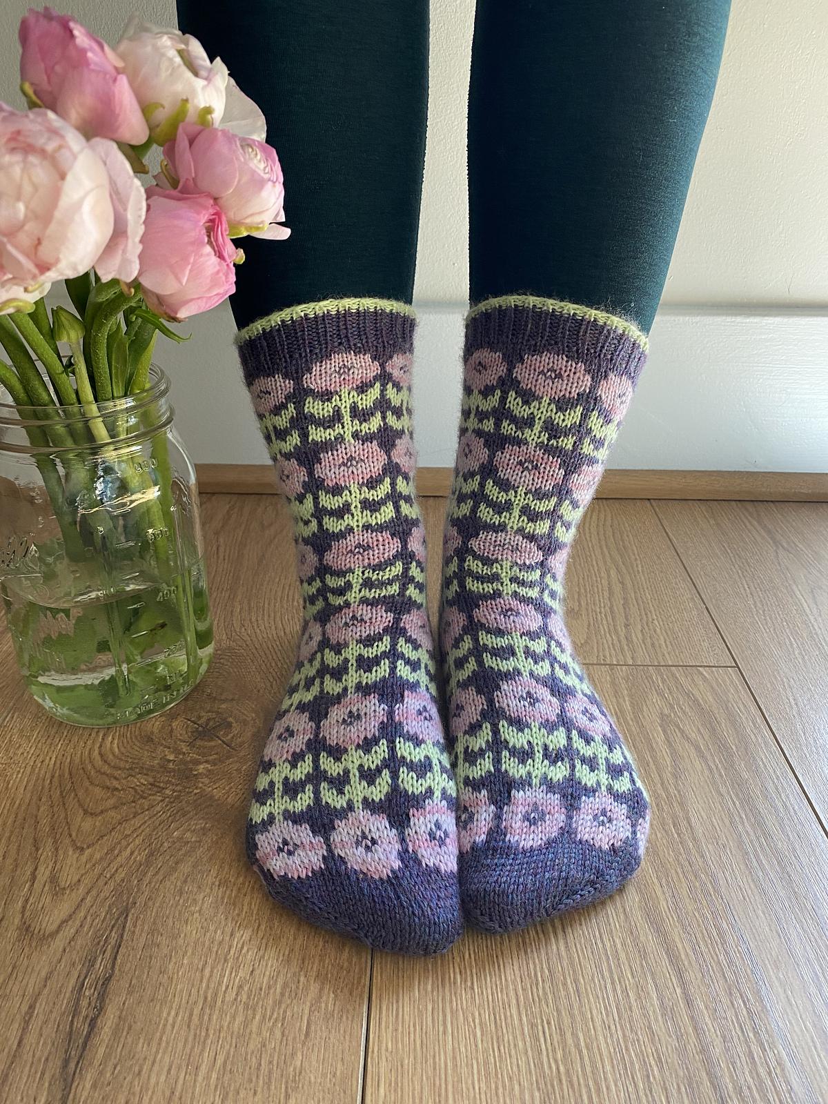 Perfect Peony Socks
