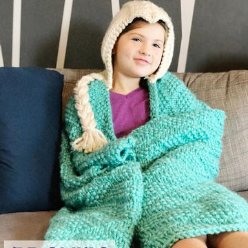 Hooded Elsa Blanket