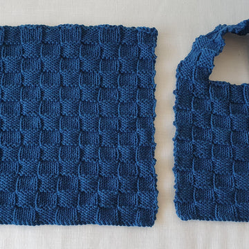 Lexie - 8ply/DK block stitch bib and washcloth