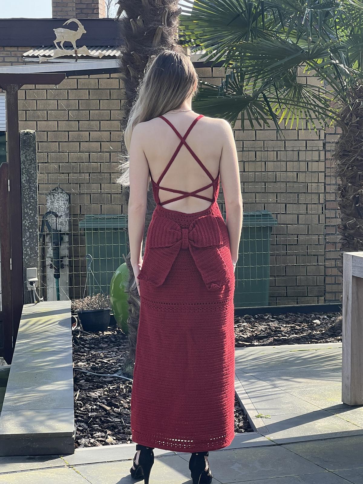 Open-Back Bow Dress