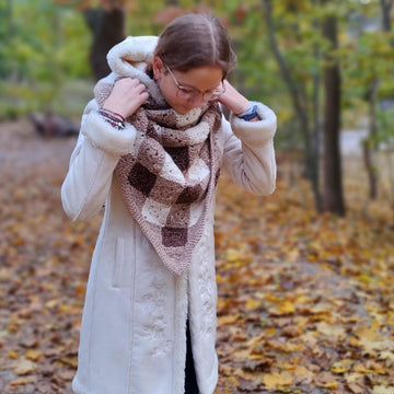 Gingham Triangle Shawl