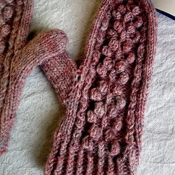 Hawthorn Mittens