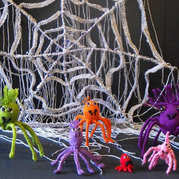 FREE Halloween Spider Family knitting pattern