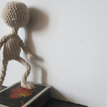 Tiny doll base