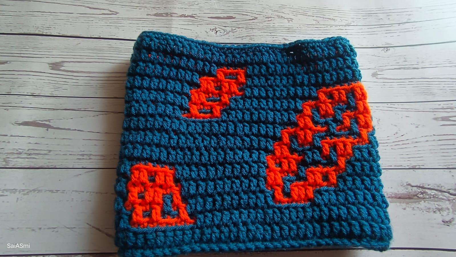 Fallen Leaves Cowl