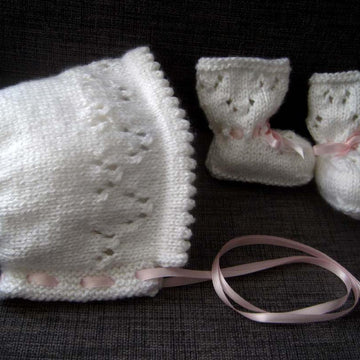 The Baby Bonnet & Booties Collection E-Book (DK)