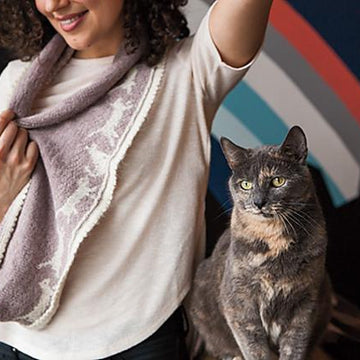 Jumpin' Cat Cowl