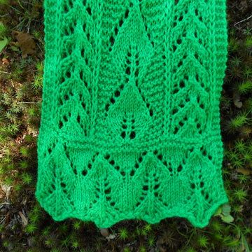 Lacy Apple Leaf Scarf