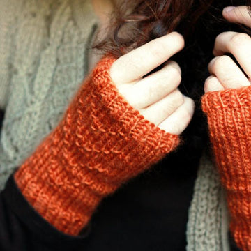 Autumn Arrow Gloves