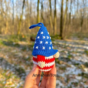USA Patriotic American Gnome - keychain