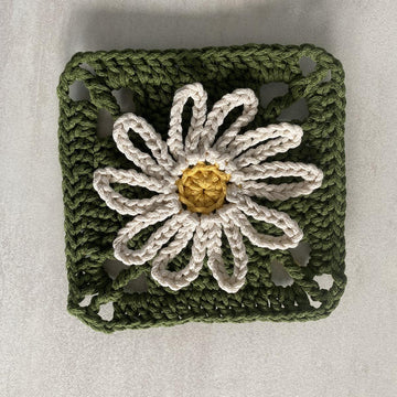 Daisy Granny Square