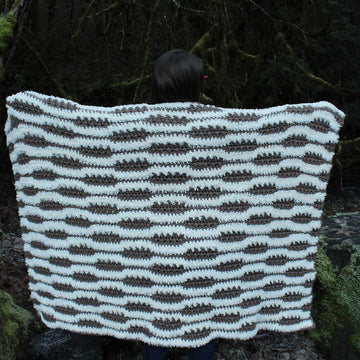 Tranquil Waves Blanket