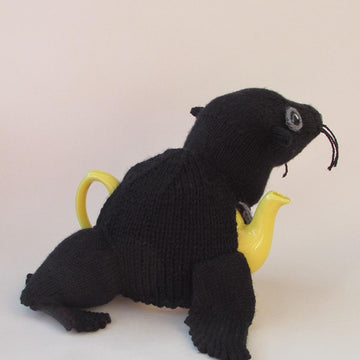 Sea lion tea cosy