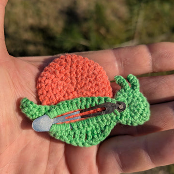 Snail Hair Clip English-US