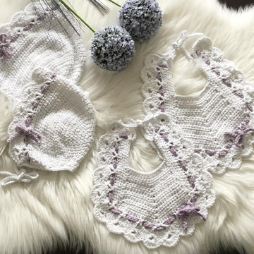 Camellia Baby Girl Bib & Bonnet Set N 484