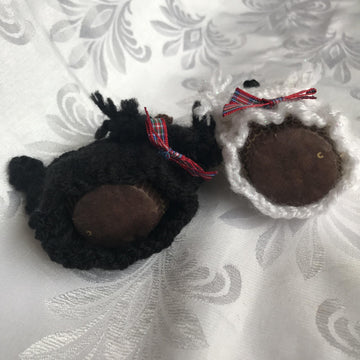 SCOTTIE THE TERRIER KNITTING PATTERN CREME EGG OR FERRERO COVER