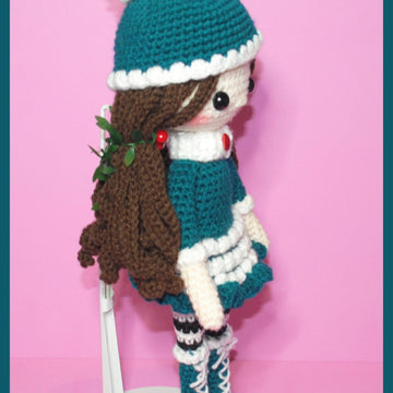 Holly, Doll Crochet Pattern