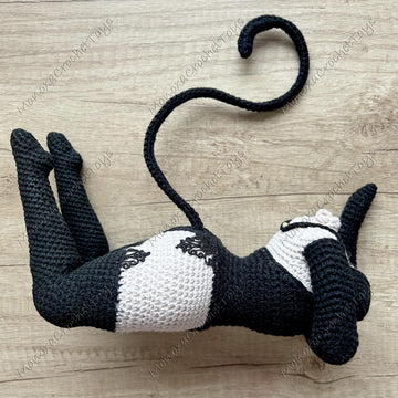 Cat Pinup doll + Videos