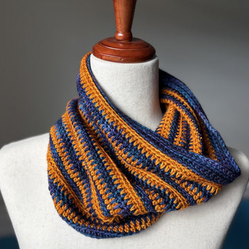 Gilded Twilight Cowl
