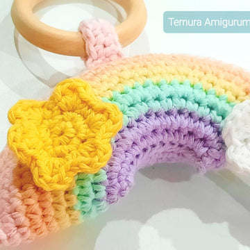 Häkelanleitung Regenbogen rassel