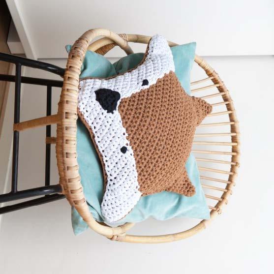 Foxy Cushion in Hoooked RibbonXL - Downloadable PDF